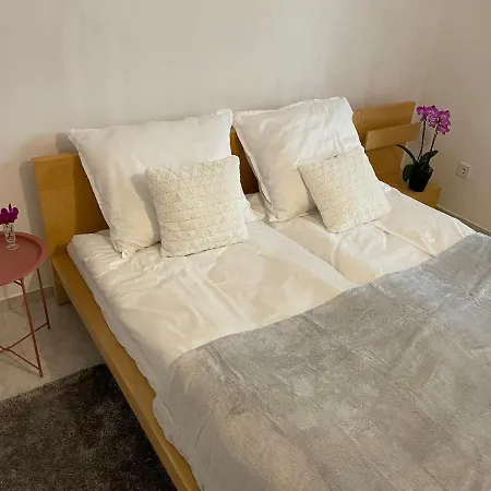 Boni Apartman Miskolc Exterior photo
